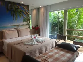 Oasis: Studio with Heated Jacuzzi for 4 People - Image 2