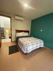 SOHOC1- 2 blocks from the beach-heated Jacuzzi - Image 5