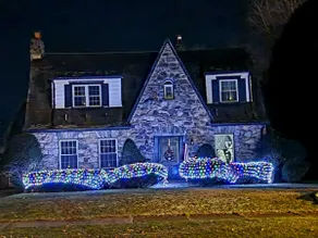 The FeatherStone Manor - Image 2