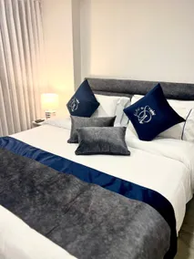 Suite Palace Exclusive lakeside loft - Image 2