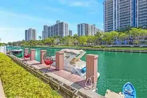 HERMES WATERFRONT Luxurious Villa w/6BR+4BA - Image 4