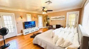 Historic Spanish Home, minutes from Everything! - Image 3