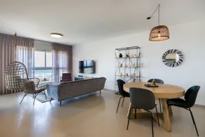 7th Floor Akko - Image 3