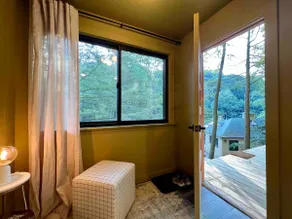 Gwen's Cottage at Water's Edge - Image 2