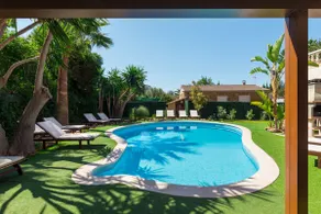 Castellet. Large Villa with a pool near Palma. - Image 3
