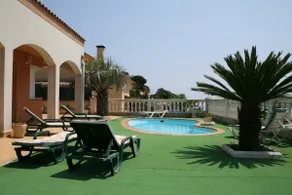 BEAUTIFUL HOUSE FOR 8 PEOPLE, WITH POOL. PRIVATE AND BARBECUE. - Image 2