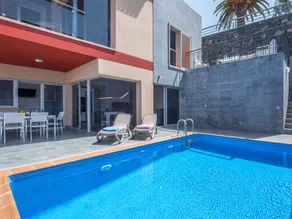 SONDERPREIS OKTOBER & NOVEMBER || Luxusvilla in Puerto de la Cruz - Image 2
