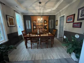 Cheerful 4 bedroom + bonus w/hot-tub and fire pit - Image 5