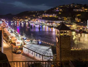 Looe, Quayside house with views. Sleeps 6 - Image 2