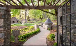 Guest Favorite | Spacious 3BR. Minutes to Downtown - Image 4
