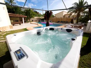 Superbe villa pour 10p, vue sur la mer, piscine privée, airco, jacuzzi, pooltable - Image 5