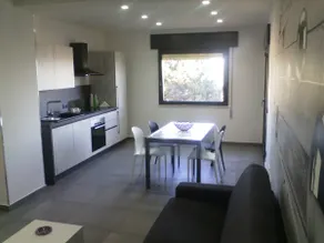 Elizabeth Apartment - Image 2
