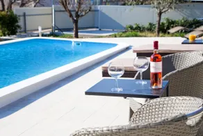 Apartment Abadessa Home- with outdoor pool - Image 3