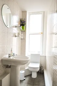 Comfortable Edinburgh apart-close to city centre - Image 3