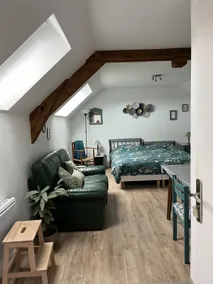 Escourgeon farm studio - Image 2