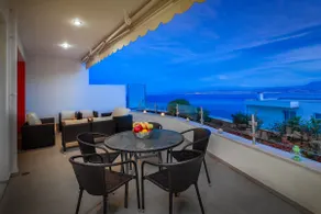 Antiopi Luxury Villa - Image 3