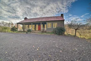 Spacious Shenandoah Home on 35 Private Acres - Image 2