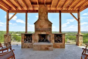 Modern Hill Country Retreat - Image 2