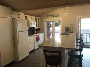 White Oak Cottage, Perched on Private Sandy Beach - Image 5