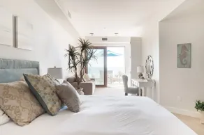 Stunning Seahorse Villa Beachfront Luxury with AC - Image 5