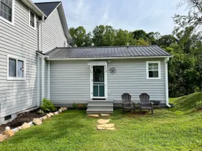 Buckeye Branch Guest Suite - Image 2