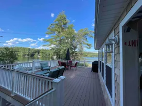 Four Season Cozy Cottage on Lake Mattawa - Image 4