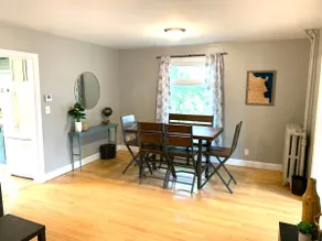 The Cottage on Park - Image 3