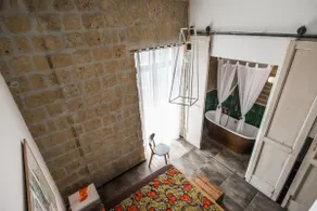 Magma Home - Rooms & Roof - Image 2