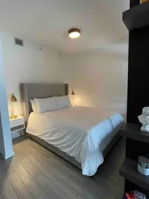 19th Floor Studio Unit in the Heart of Brickell - Image 3