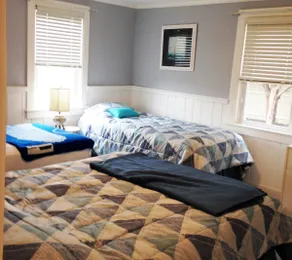 #25 Seasonal Cottage is 200 feet from the Beach - Image 2