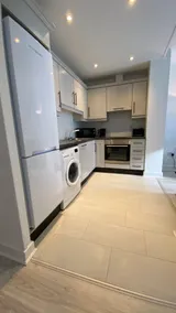 Stunning Modern 2bed Apt Near Dublin City& Airport - Image 5