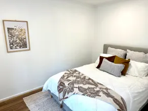 Guest house on the park - Image 2