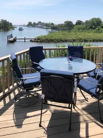 Waterfront Round House View - Image 4