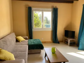 Between river and mountain, 70 m2 apartment - Image 4