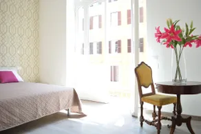 2BR 2BA apt Rome with balcony and sauna - Image 3
