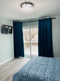 TOWNHOUSE🏠5BR/2BATH/2 FLOORS/ FREE PARKING/BBQ 🤩 - Image 5