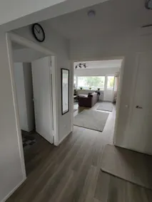 Bright apartment with a loft - Image 3