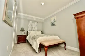 Cozy and modern place - Image 4