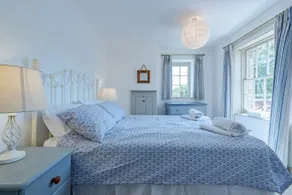 Shell cottage - a beautiful retreat in Blakeney - Image 3