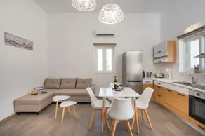 B&M HOUSE,SIRILI,PLATANIAS - Image 4