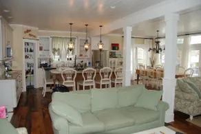 Downtown Home•River & Lake Views•6 Decks•Sleeps 16 - Image 2