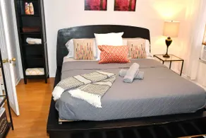 CENTRALLY LOCATED TAMPA PAD - Image 4