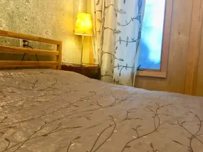 Cozy multi-leveled apartment! - Image 5