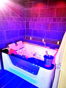 Aux Bulles... SPA (Skyline Residence) - Image 4