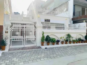 Prince Home: Private House Near Taj Mahal - Image 2