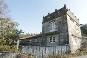 18th-century country house with pool - Image 5