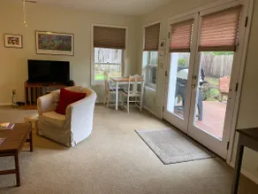 Private SW Portland Guest Suite - Image 4