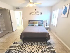 2 Bedroom Apt 5 min away from UMC & Texas Tech - Image 2