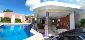 Vacation Home, Extremely Spacious Celebrations - Image 2