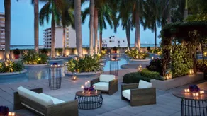 Private condo hotel at Four Seasons Brickell - Image 5